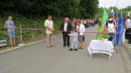 KNOBLEHARJEVO 2018 - OTVORITEV OBNOVE VODOVODA, CESTE IN IZGRADNJE JAVNE RAZSVETLJAVE V DOLENJI STARI VASI 6